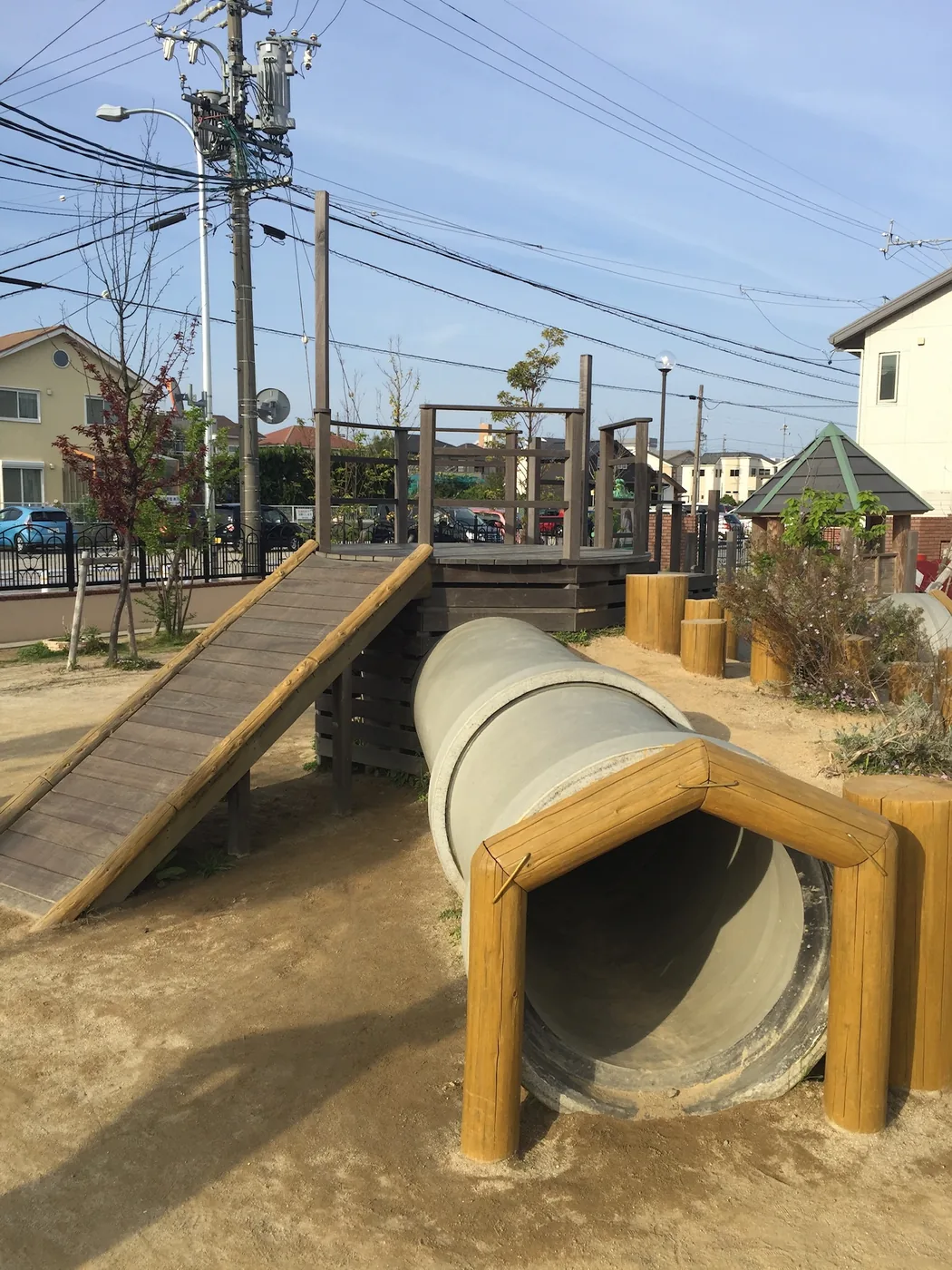 ウリンの床面がつくる連続した動線